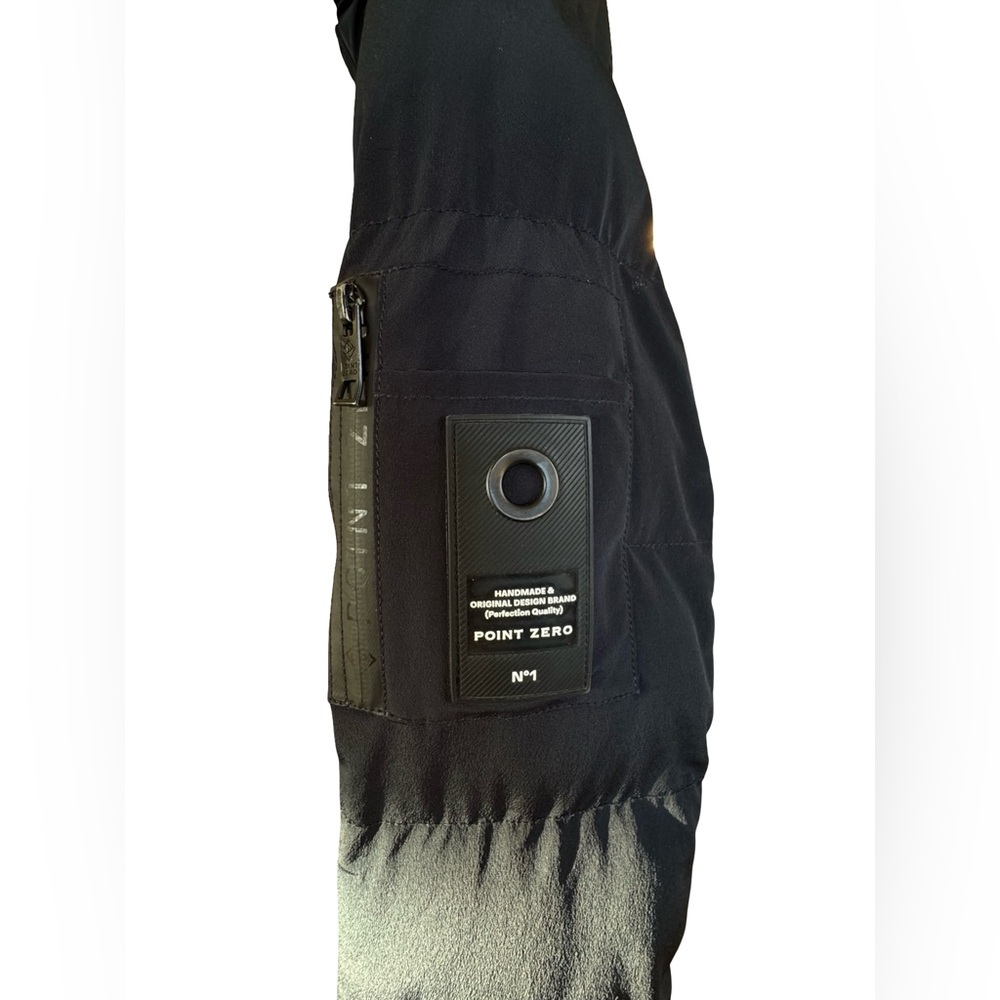 Point Zero Puffer Collection LEVI Iconic Long Puffer - Picture 4 of 11